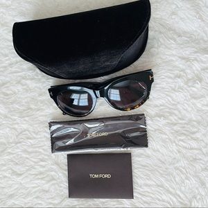 ❌SOLD ❌Tom Ford sunglasses